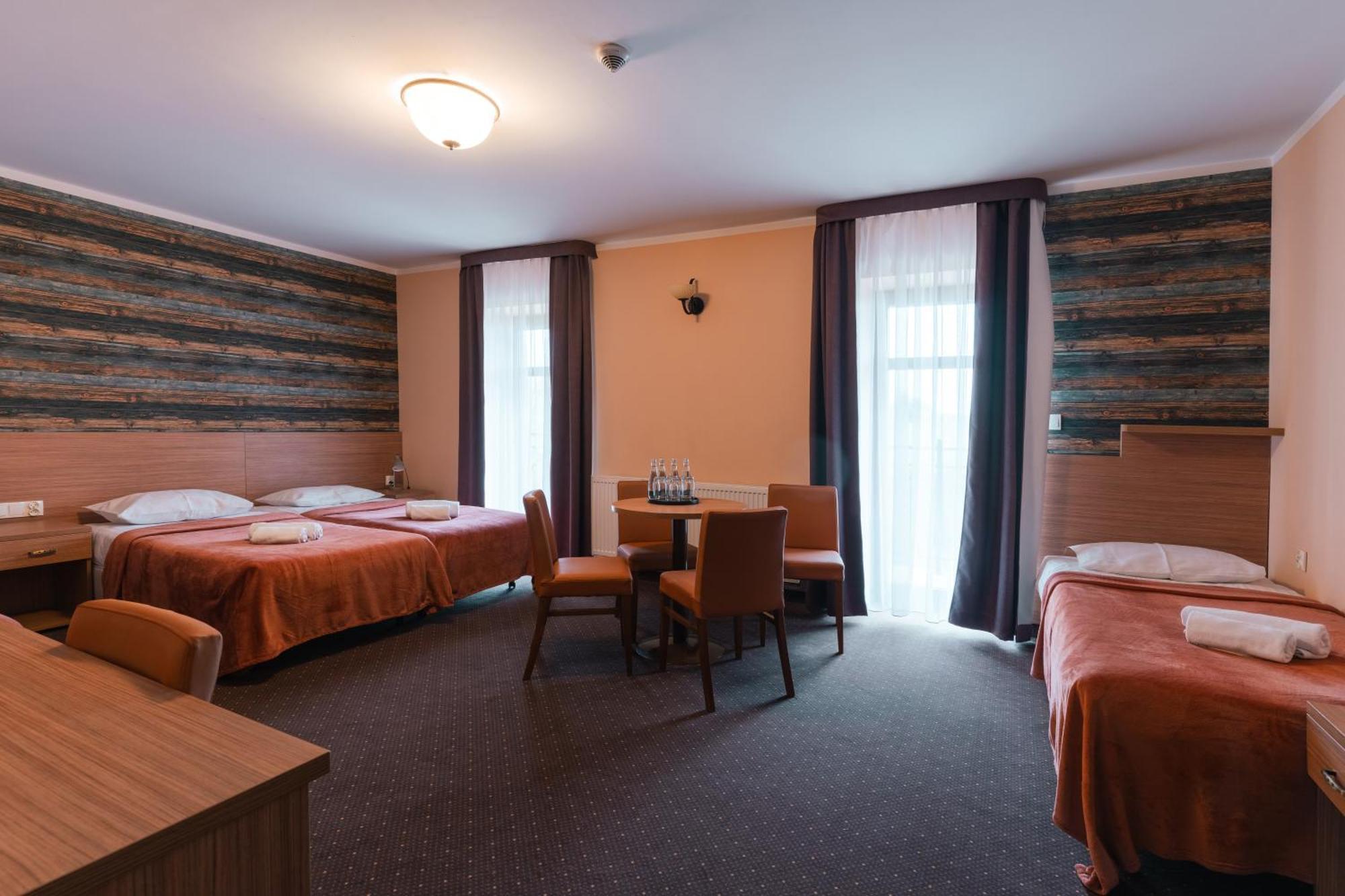 Hotel Pod Figura Огродженец Екстериор снимка